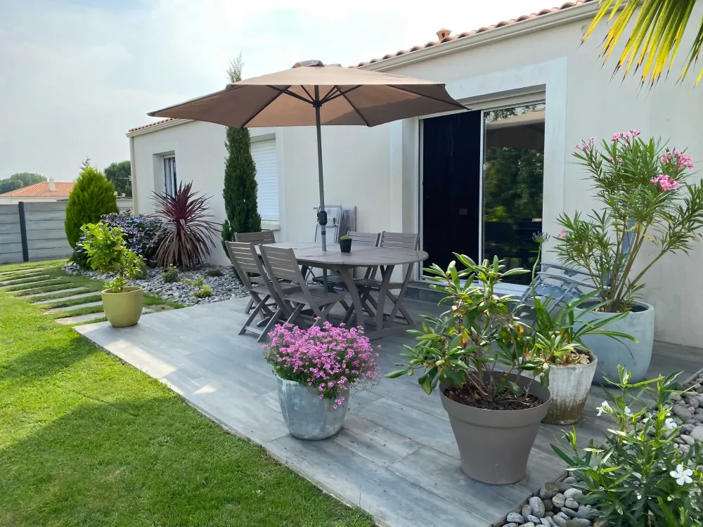 Aménagement extérieur à Souligny