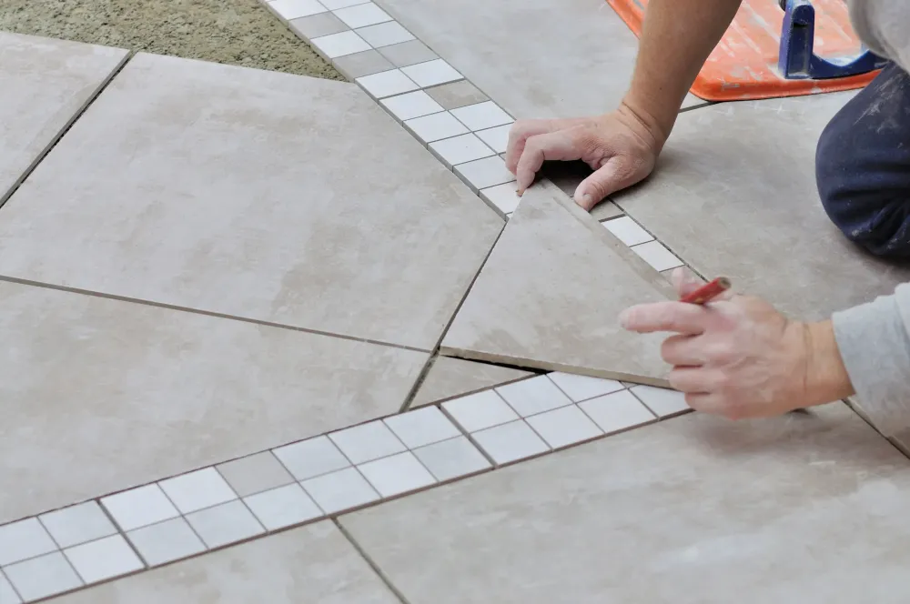 Carrelage intérieur et extérieur à Souligny