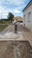 Création d'une terrasse en béton décoratif dans une maison individuelle près de Troyes (1)