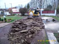 Aménagement d'une cour en béton désactivé dans une maison individuelle vers Troyes (1)